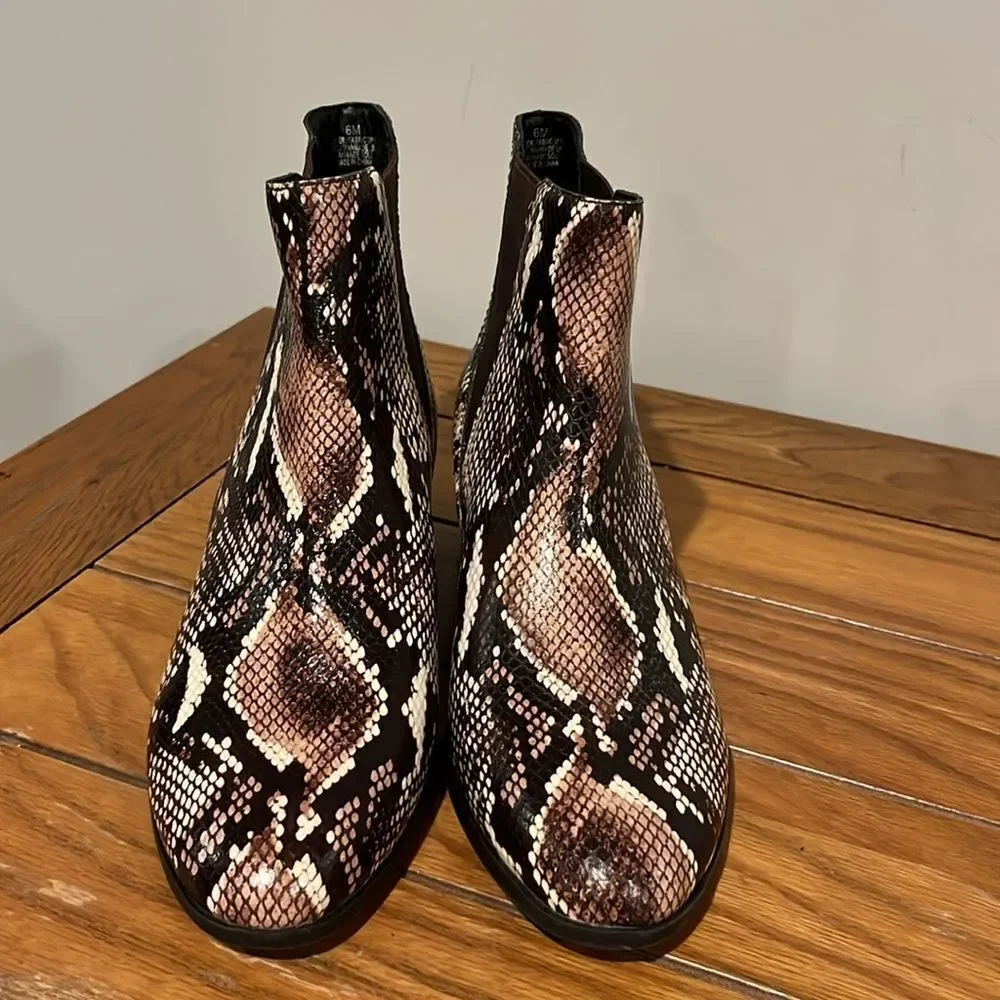Alex Marie Leather Snake Print Boots Size 6.